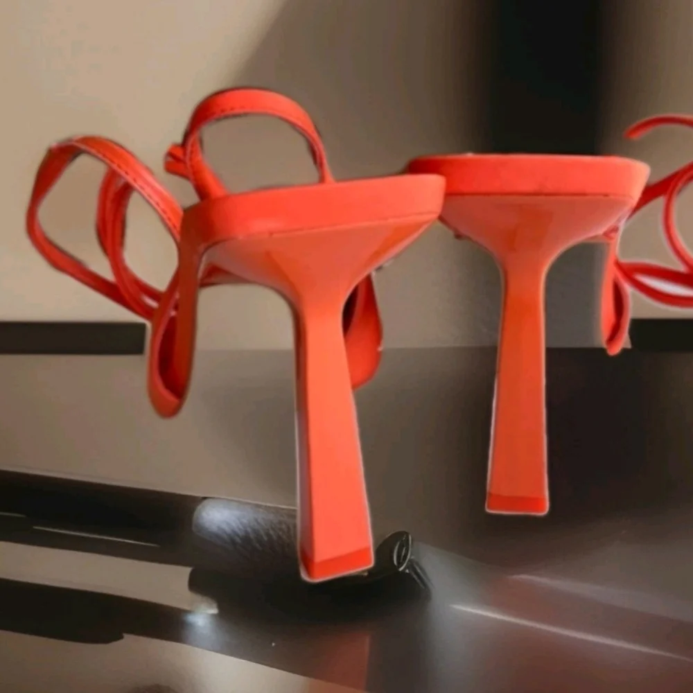 Adorable Orange Zara Satin effect wrap ankle Stilletto block heel sandals. - Picture 7 of 8